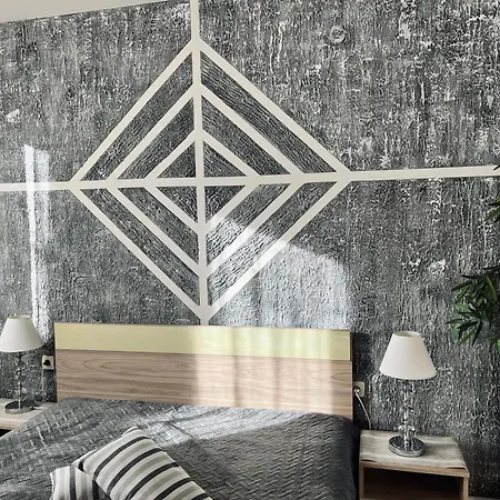 бутиков семеен брио Hotel 2*